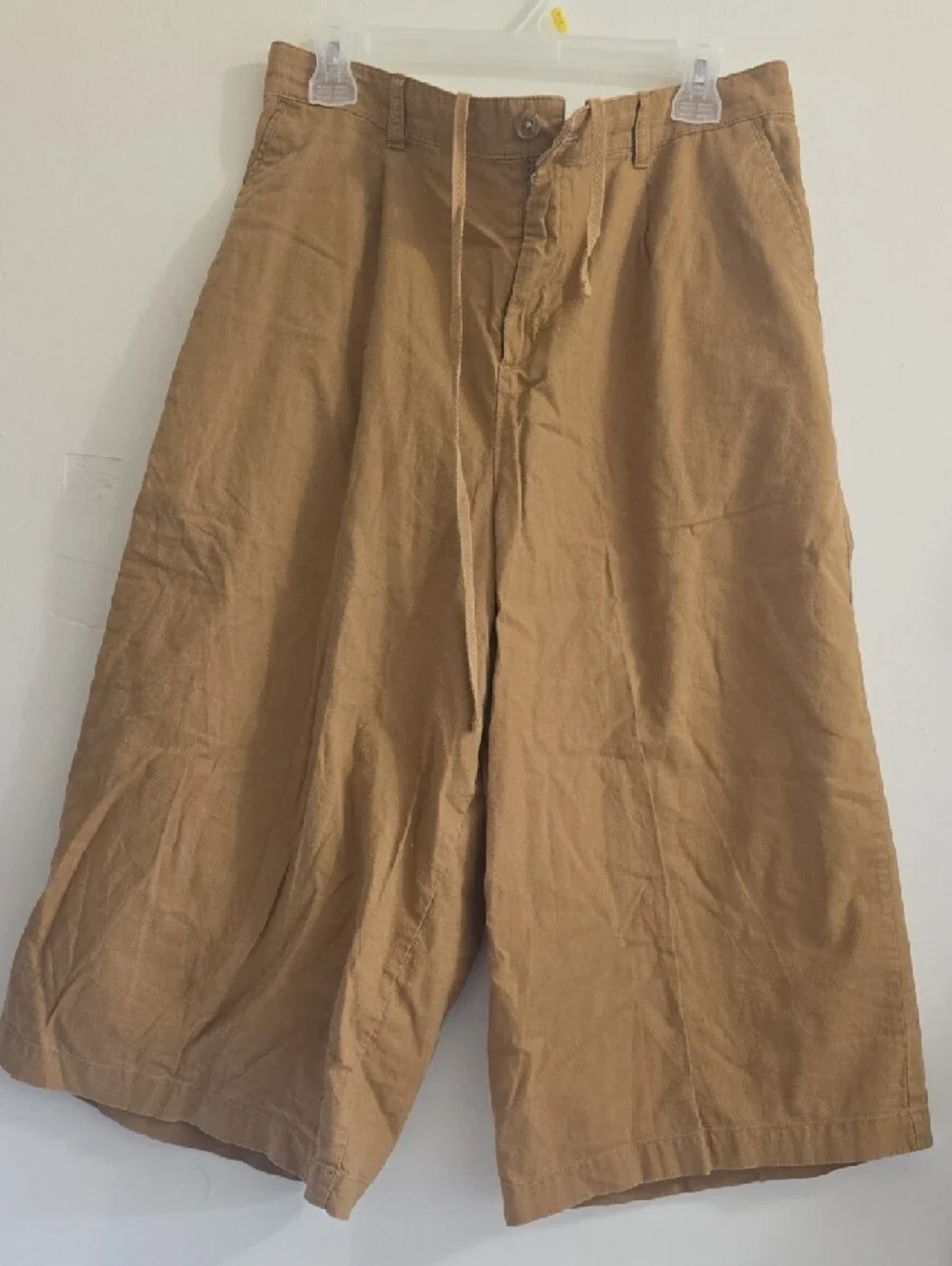 UNIQLO WIDE LEG CROPPES LINEN PANTS - Picture 2 of 4